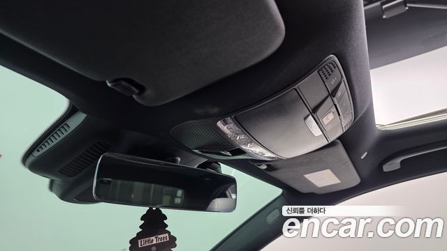 Mercedes-Benz E-Class 2021 — photo 33