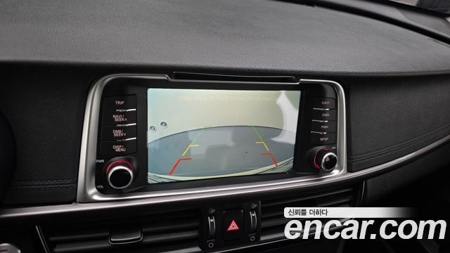 Kia K5 2018 — photo 20