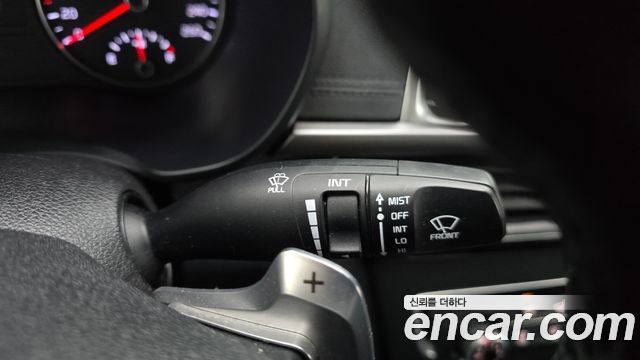 Kia K5 2018 — photo 29