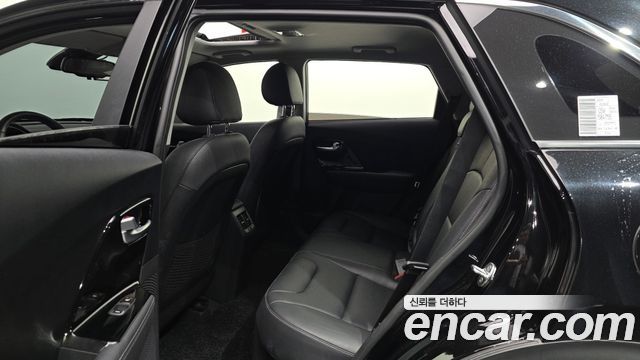 Kia Niro 2022 — photo 17