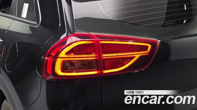 Kia Niro 2022 — photo 9