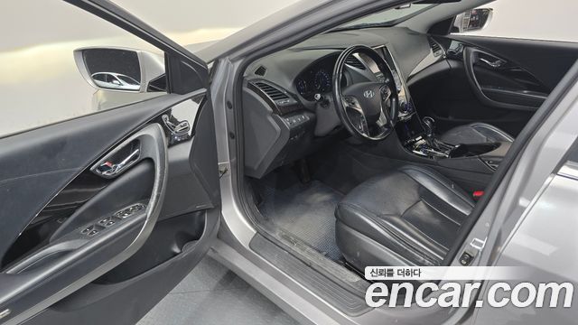Hyundai Grandeur 2011 — photo 10