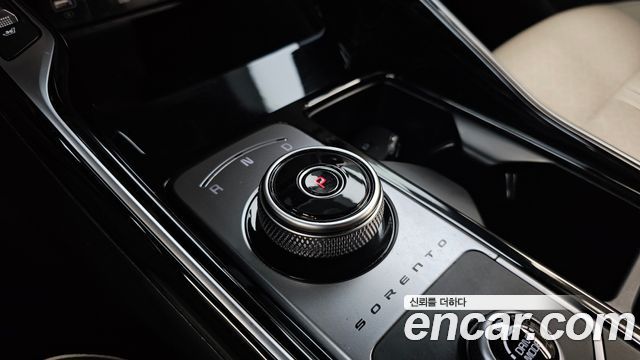 Kia Sorento 2023 — photo 12