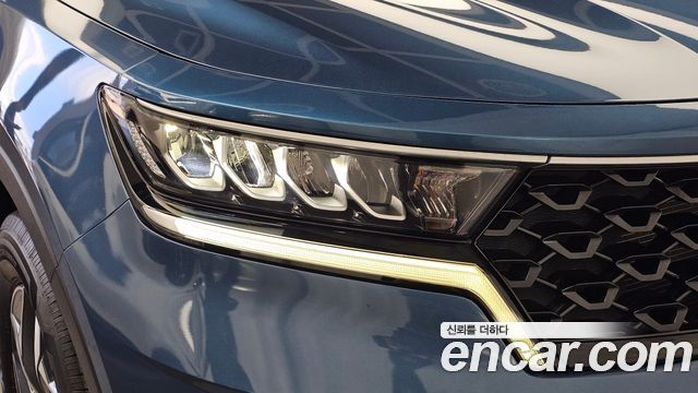 Kia Sorento 2023 — photo 8