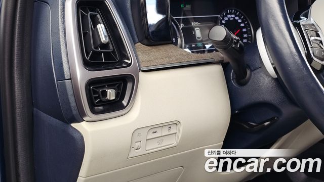 Kia Sorento 2023 — photo 28