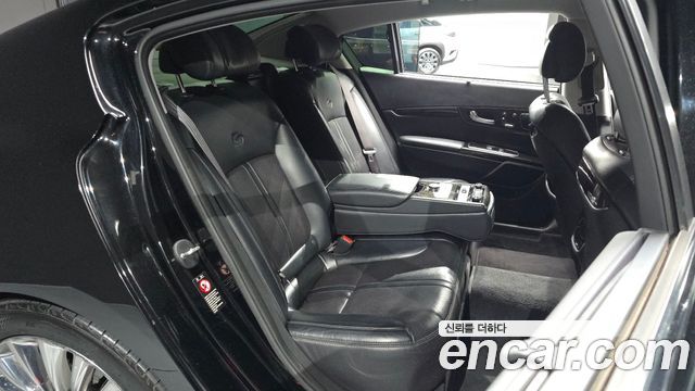 Kia K9 2015 — photo 17