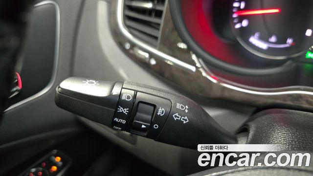 Kia K9 2015 — photo 27