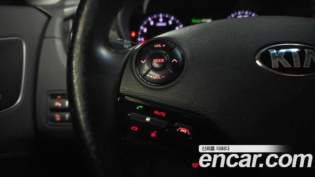 Kia K9 2015 — photo 31