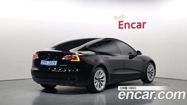 Tesla Model 3 2022 — photo 2