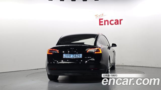 Tesla Model 3 2022 — photo 4