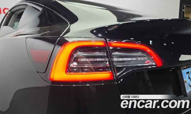 Tesla Model 3 2022 — photo 9