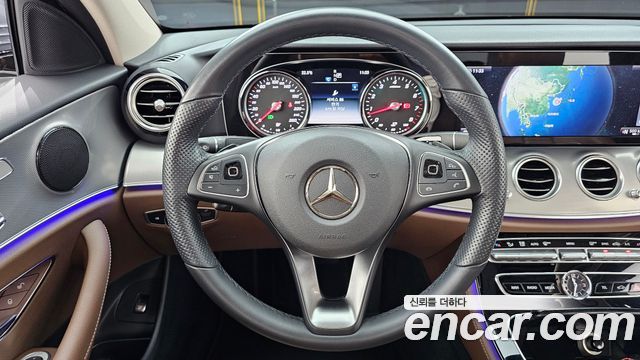 Mercedes-Benz E-Class 2018 — photo 19