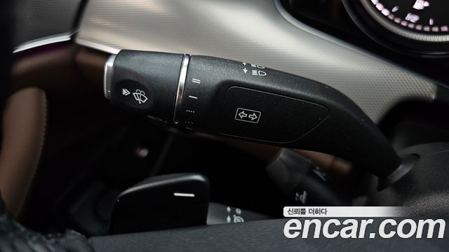 Mercedes-Benz E-Class 2018 — photo 28