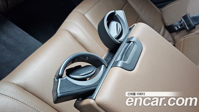 Mercedes-Benz E-Class 2018 — photo 30