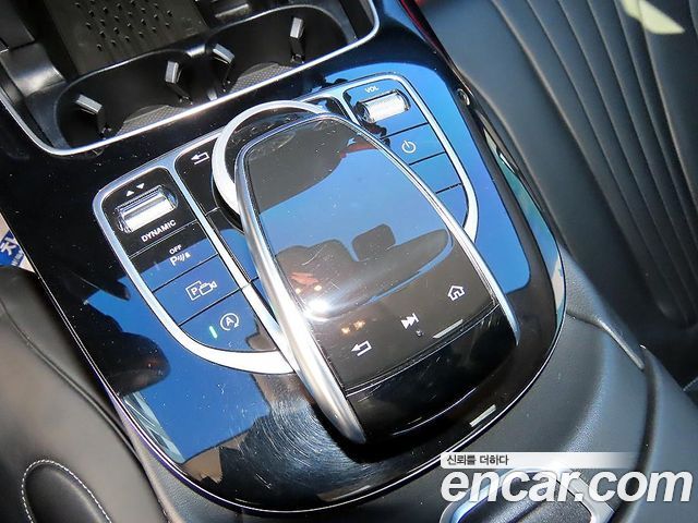 Mercedes-Benz CLS-Class 2019 — photo 14