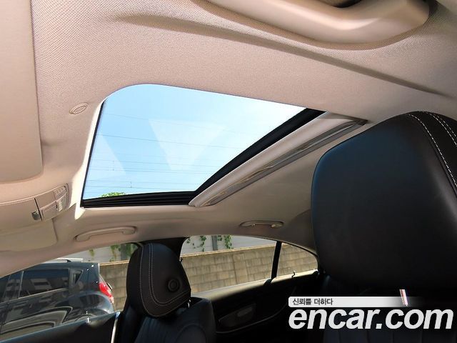 Mercedes-Benz CLS-Class 2019 — photo 17