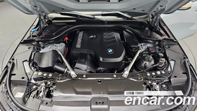 BMW 5-Series 2024 — photo 6