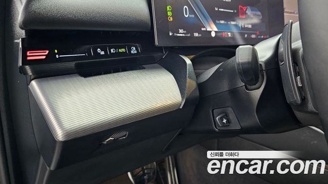 BMW 5-Series 2024 — photo 26
