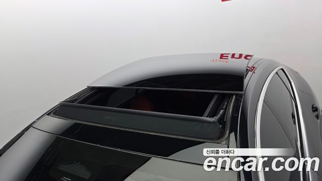 BMW 8-Series 2022 — photo 20