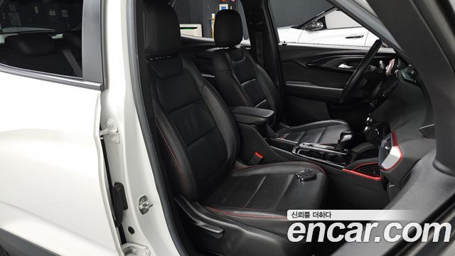 Chevrolet Korea Trailblazer 2022 — photo 16