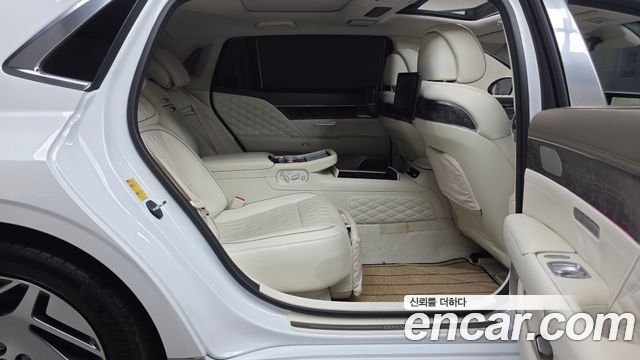 Genesis G90 2022 — photo 17