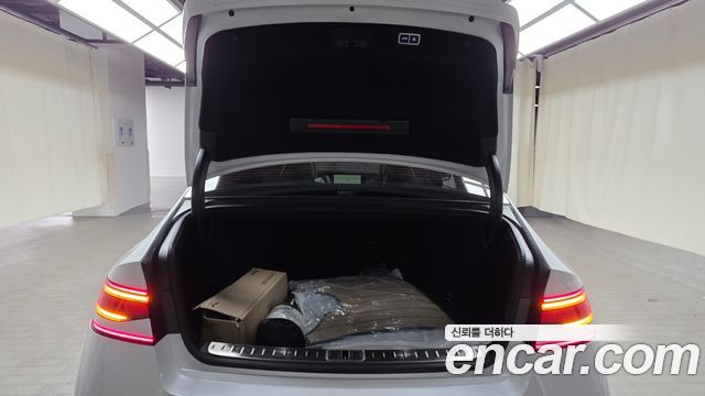 Genesis G90 2022 — photo 24