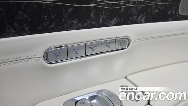 Genesis G90 2022 — photo 25