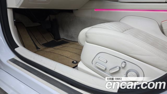 Genesis G90 2022 — photo 35
