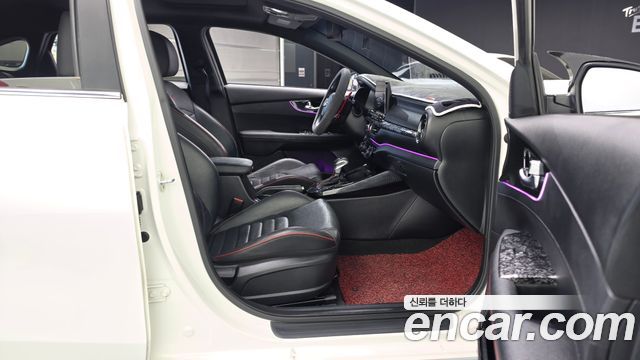 Kia K3 2019 — photo 17