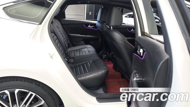 Kia K3 2019 — photo 18