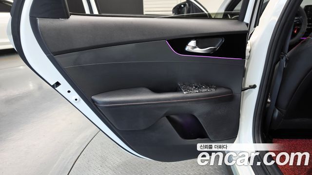 Kia K3 2019 — photo 15
