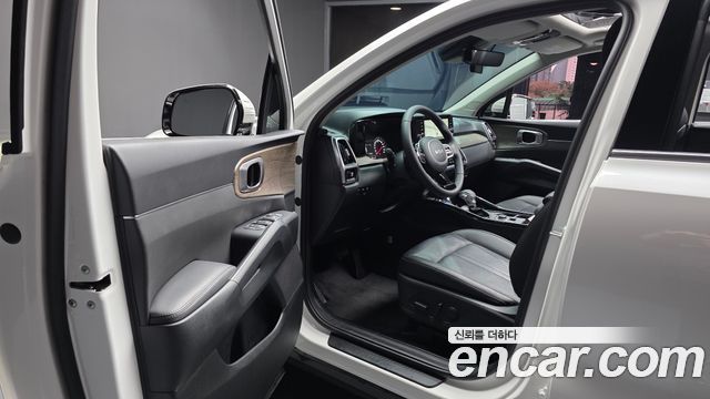 Kia Sorento 2023 — photo 10