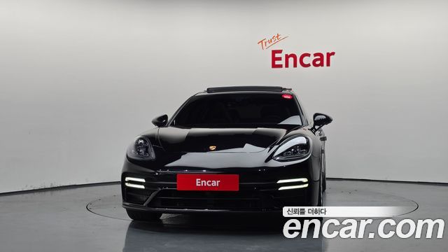 Porsche Panamera 2021 — photo 3