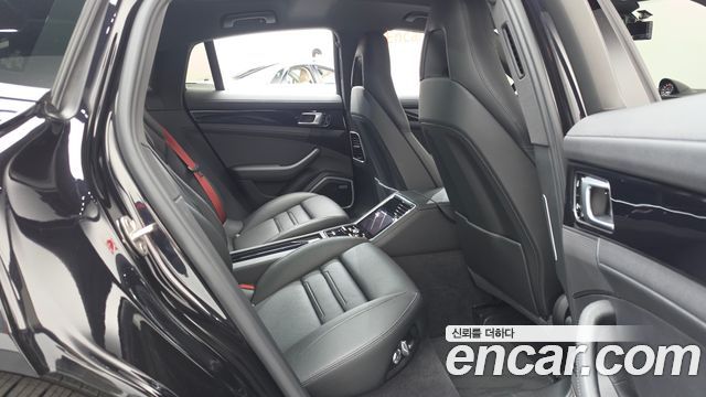 Porsche Panamera 2021 — photo 17