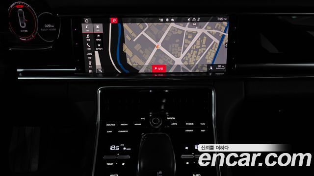 Porsche Panamera 2021 — photo 19