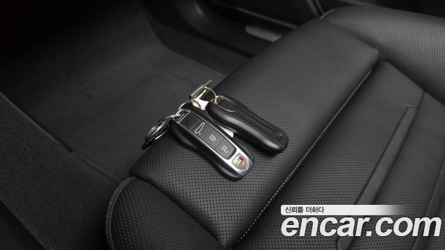 Porsche Panamera 2021 — photo 21