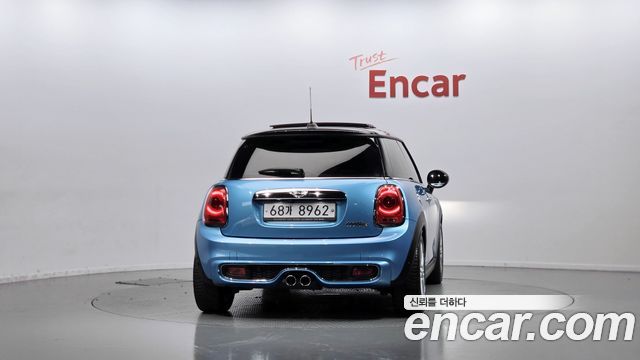 Mini Cooper 2015 — photo 4