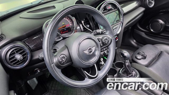 Mini Cooper 2015 — photo 12