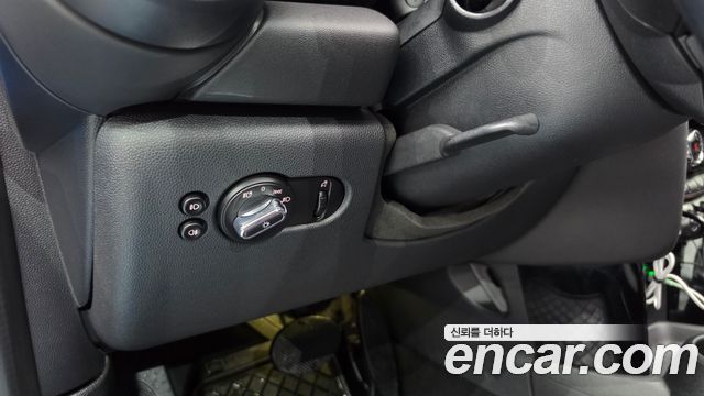 Mini Cooper 2015 — photo 20