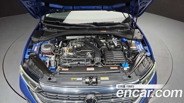 Volkswagen Jetta 2023 — photo 6