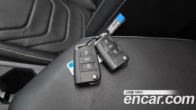 Volkswagen Jetta 2023 — photo 21