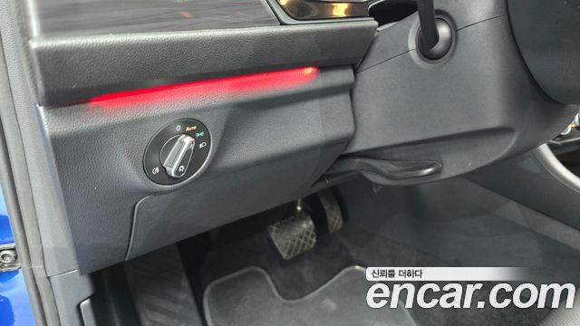 Volkswagen Jetta 2023 — photo 26