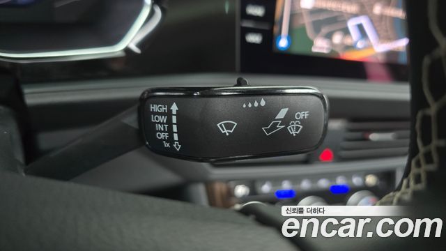 Volkswagen Jetta 2023 — photo 27