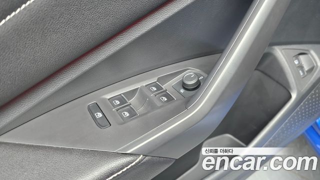 Volkswagen Jetta 2023 — photo 29