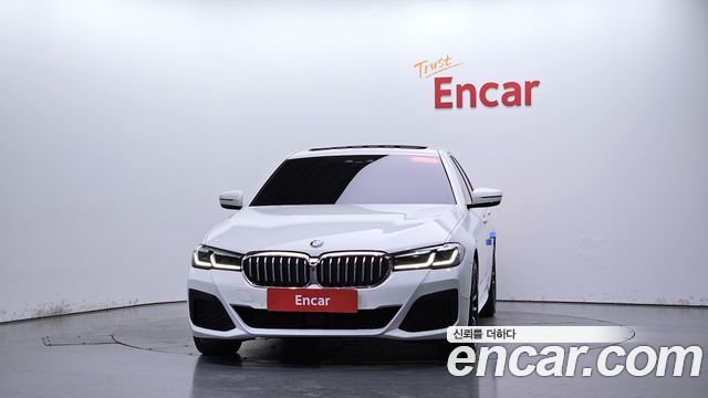 BMW 5-Series 2019 — photo 3