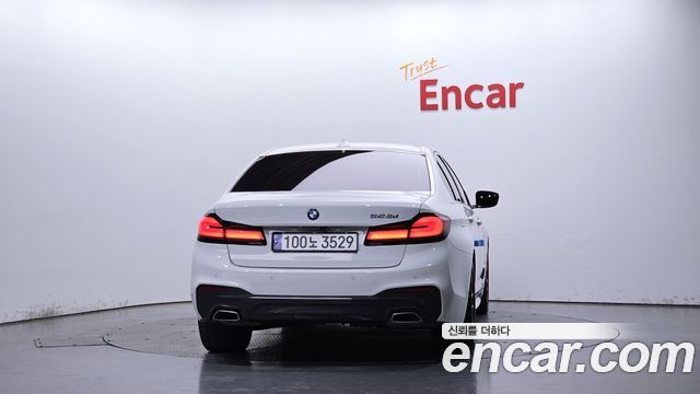 BMW 5-Series 2019 — photo 4