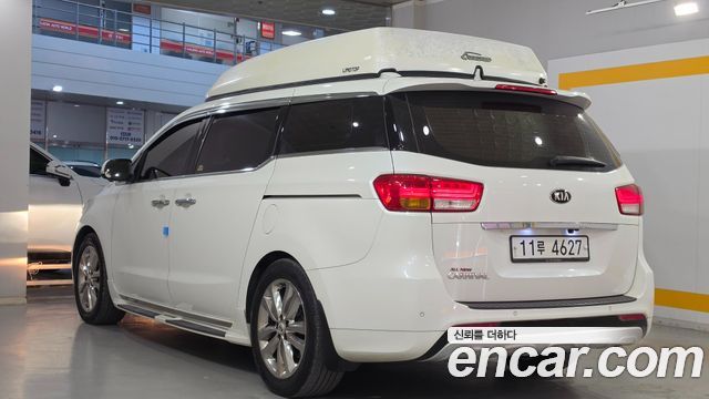 Kia Canival 2016 — photo 6