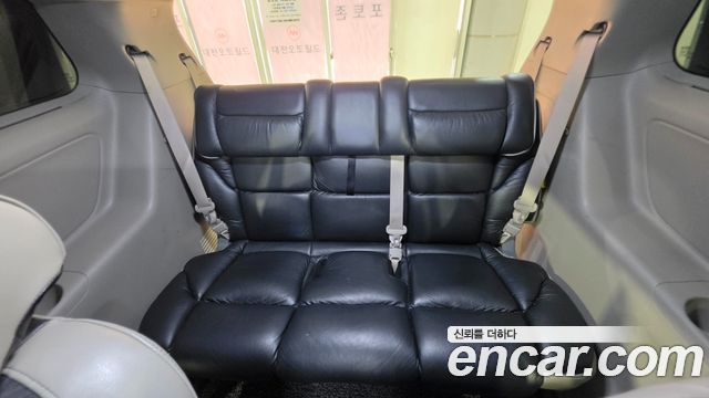 Kia Canival 2016 — photo 9