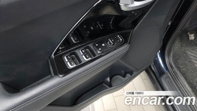 Kia Niro 2020 — photo 28