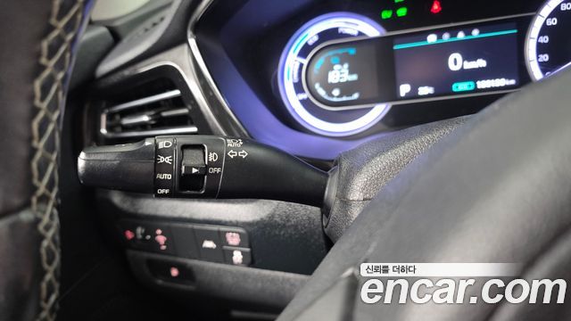 Kia Niro 2020 — photo 29